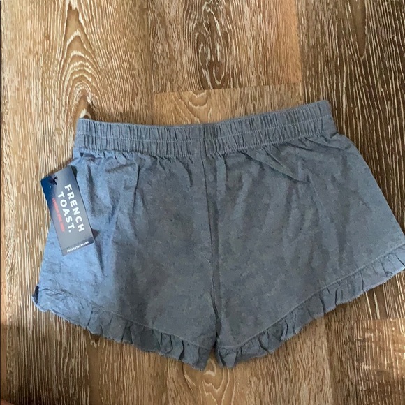 Girls Ruffle Short - NWT - Size 10 - Picture 2 of 2